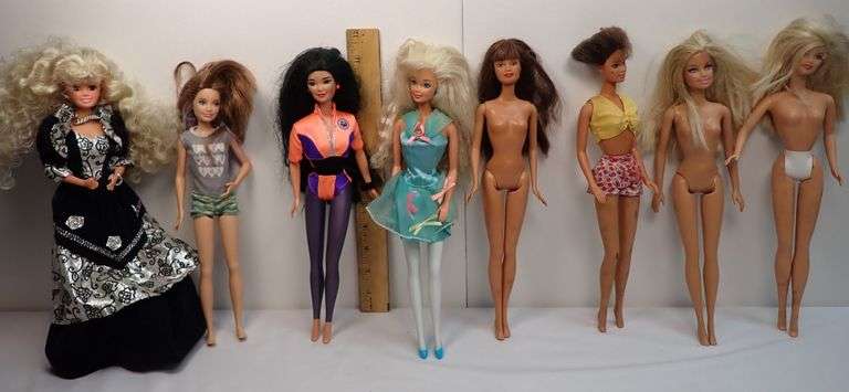 Collection of Vtg Barbie Dolls