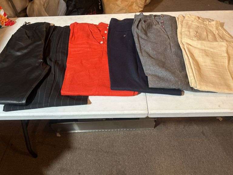 Ladies' Dress Pants Size 12