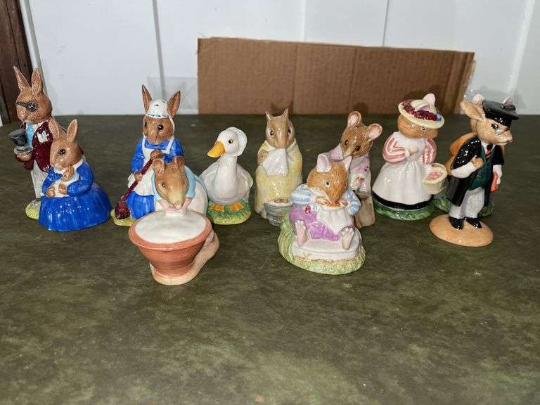 Beatrix Potter figurines Auction Ohio