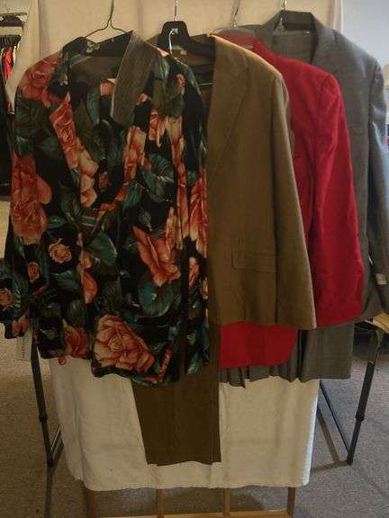 Ladies' Dress & Business Suits Size 12