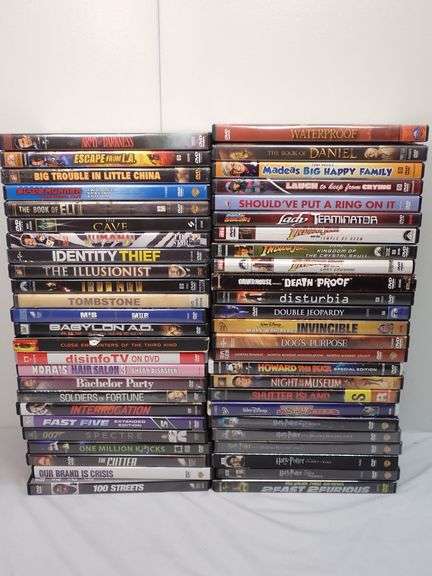Lot of (50) DVD movies. See pictures for titles