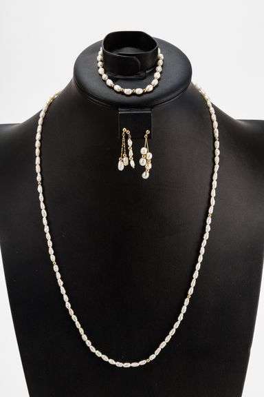 14K Gold and Natural Pearl Jewelry Set