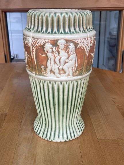 Roseville Donatello Vase – #105 – 10" –