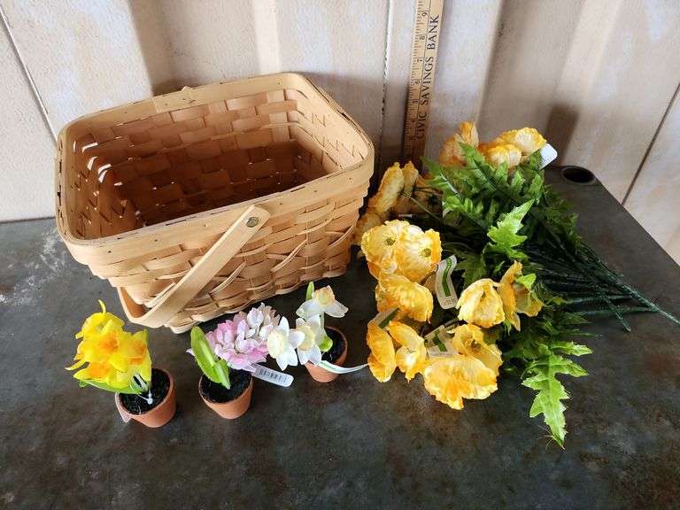 12 Artificial Poppy Flower Picks, 3 Small Artificial Potted Plants & Basket