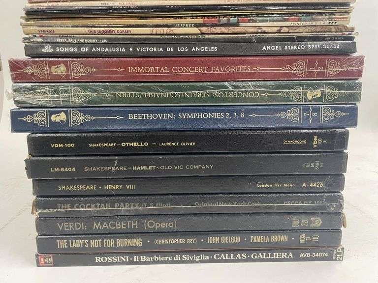 Opera Collections COLLECTION OF CLASSICAL AND OPERA RECORDS. - Auction Ohio