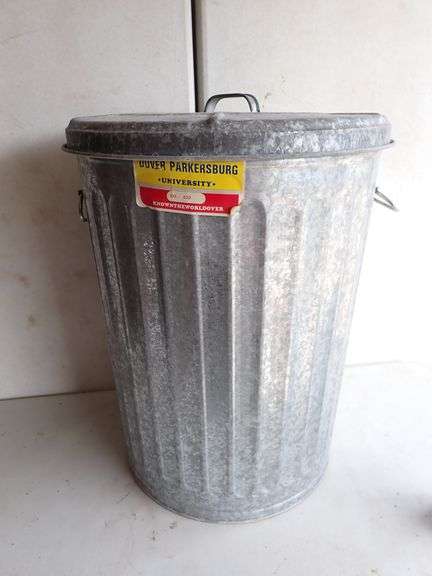 Vtg/Like New DOVER PITTSBURG University 620 Galvanized Steel Trash Can w/lid