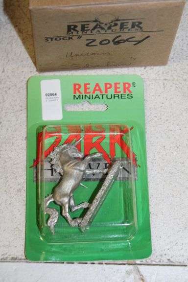 Dark Heaven Reaper Silver Horn Die-Cast Figures