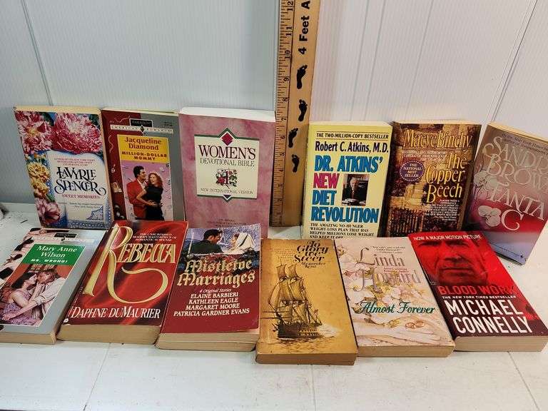 12Ct Assorted Books - Auction Ohio