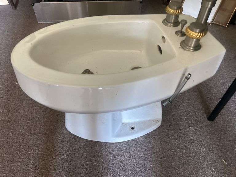 Used Kohler Spray Bidet