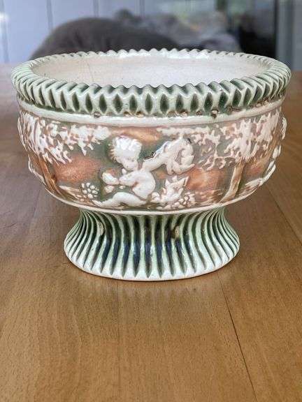 Roseville Donatello Footed Fern Dish – #231 – 4"