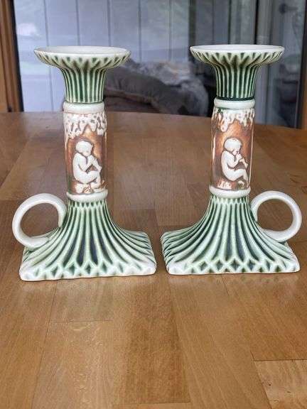 Roseville Donatello Candlestick Pair – #1009-6
