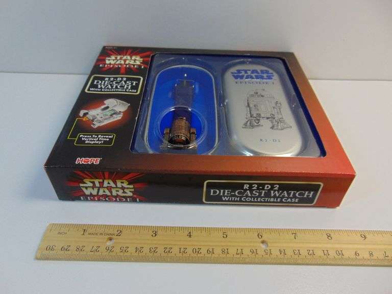 New 1999 New Star Wars Episode 1 R2-D2 die-Cast Watch With Collectible Case