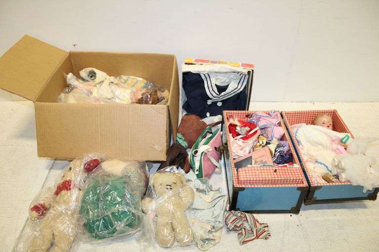 Vintage Baby Dolls & Clothes - Auction Ohio
