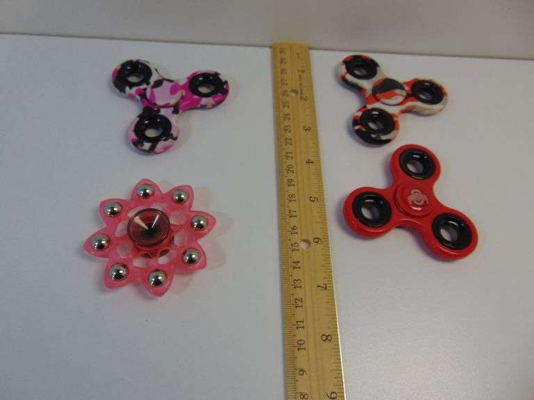 Lot Of (4) Spinners