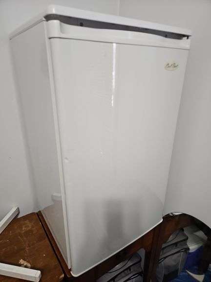 Cool Spot Mini Fridge