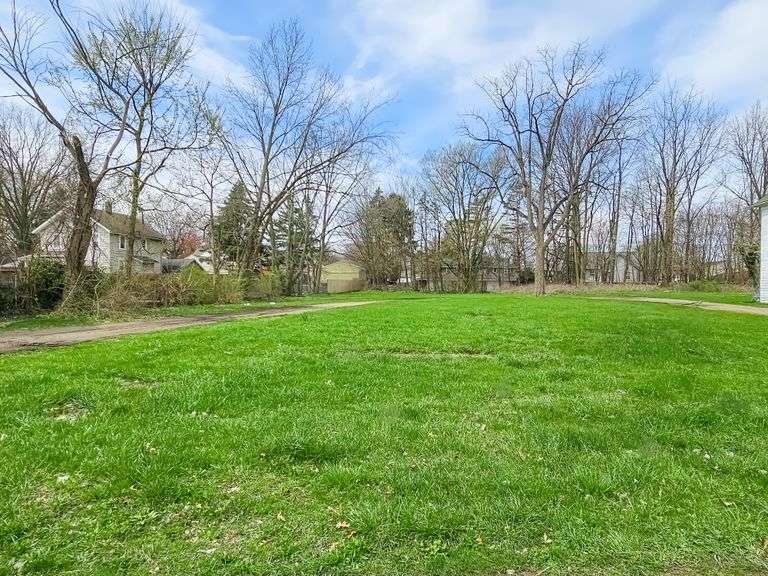 Commercial Vacant Land - Cleveland Ave. NW, Canton, OH 44709