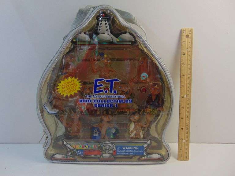 New 2001  ET The Extra-Terrestrial Mini - Collectibles Series 1