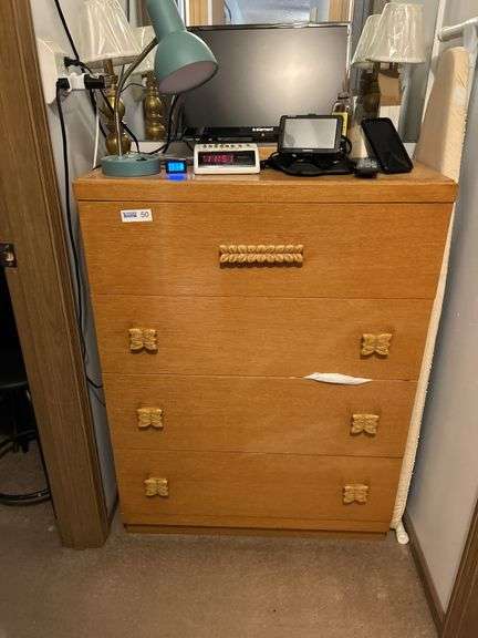 Dresser (contents) Element Monitor, Lamps, Garmin, Clock, etc.