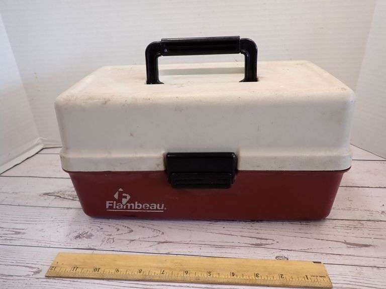 FLAMBEAU FISHING TACKLE BOX W/CONTENTS