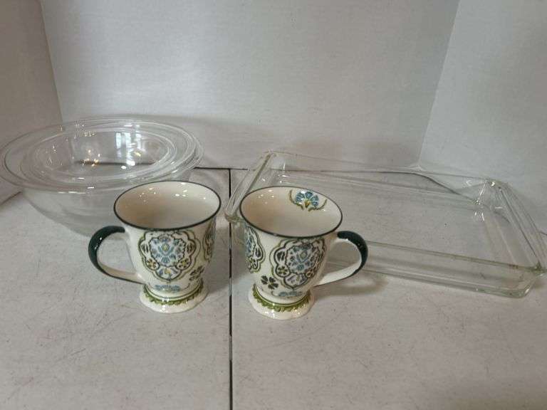 Pyrex Bowls & Baking Pan, Mugs