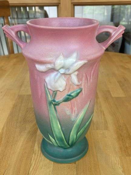 Roseville Iris Vase – #925-9