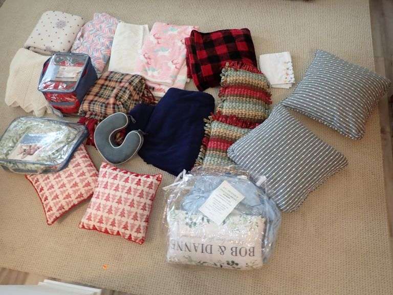 Collection of Pillows & Blankets from the home.  SUPER CLEAN!