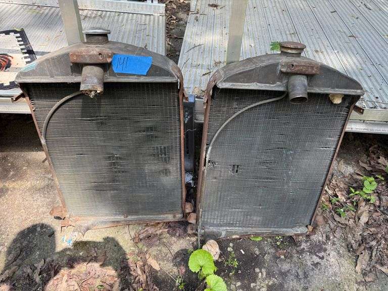 Ford V710 Radiator Pair of Model A Ford Radiators - Auction Ohio