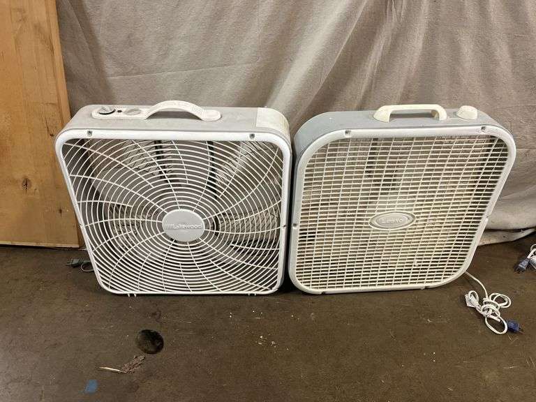 Two Box Fans - Auction Ohio