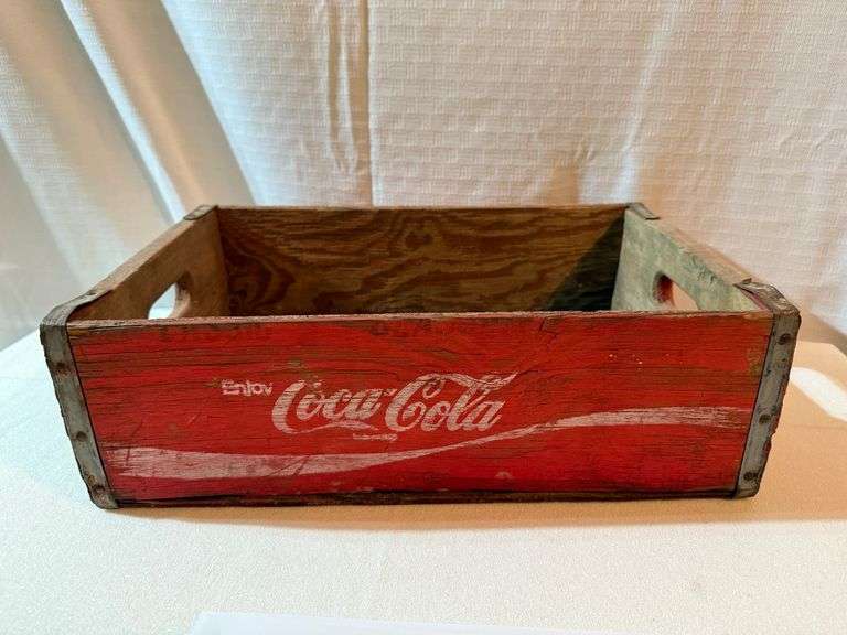 Vintage Coca Cola Crate