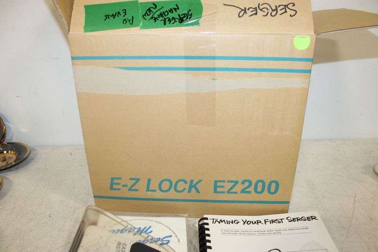 E-Z Lock EZ200 Serger Sewing Machine