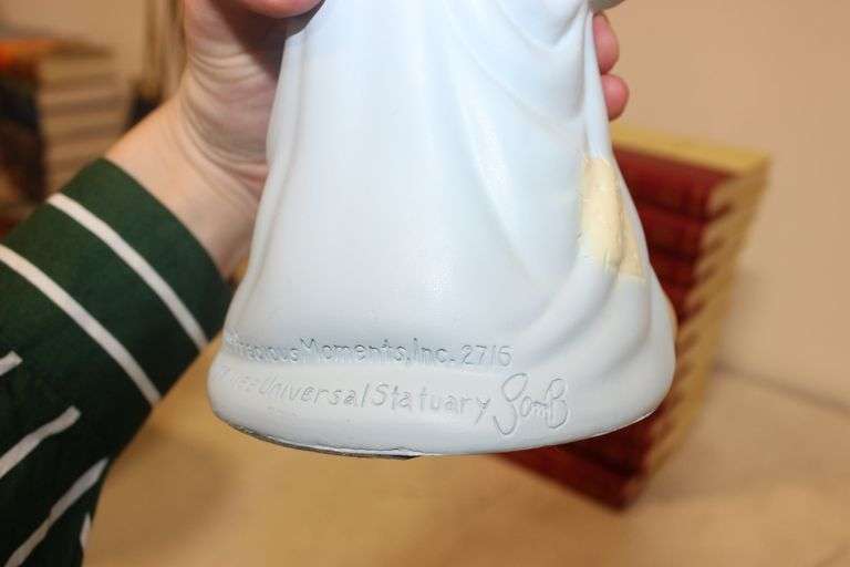Precious Mo9ments Nativity Figures