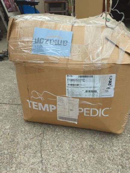 Tempur-Pedic Bed