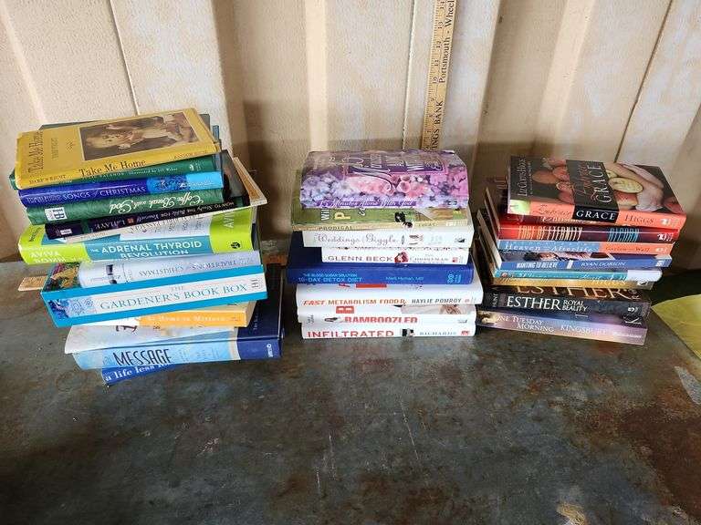 Assorted Books/Novels