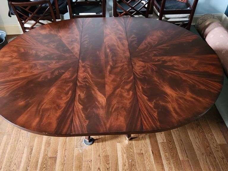 Ethan Allen Ashcroft ROUND Mahogany Starburst Dining Table & 8 Ethan Allen Chippendale Side Chairs