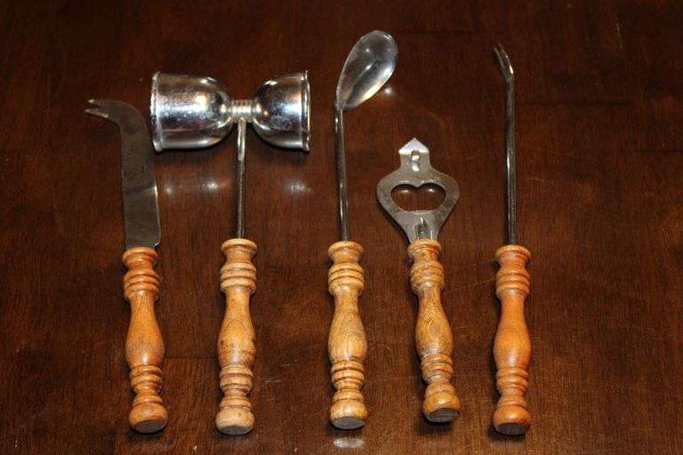 VINTAGE SET WINE Corkscrew and bottle openers 1970s Fast Shipping Orig