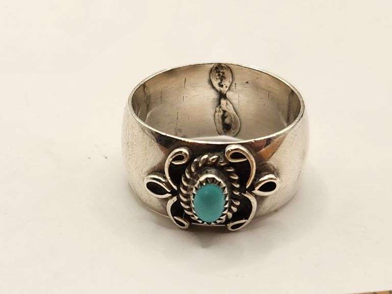 Hand Made Signed AC Native American  .925 Sterling Silver Turquoise Vintage Ring