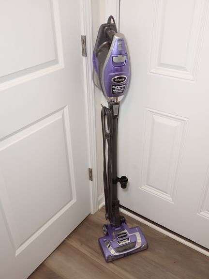 Shark Rocket HV321 66 Deluxe Pro Corded Vacuum
