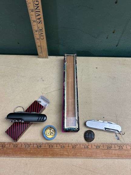 Wooden Fan, 2 Pocket Knives & 2 Pins ***Must Be 18 Yrs Of Age Or Older W/ Proper Id Time Of Pickup**