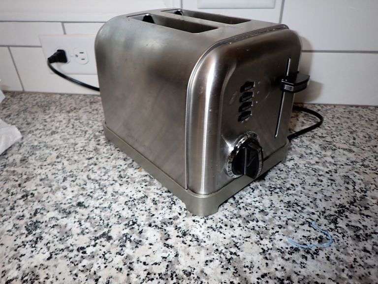 Brushed Stainless Cuisinart 2 slice toaster