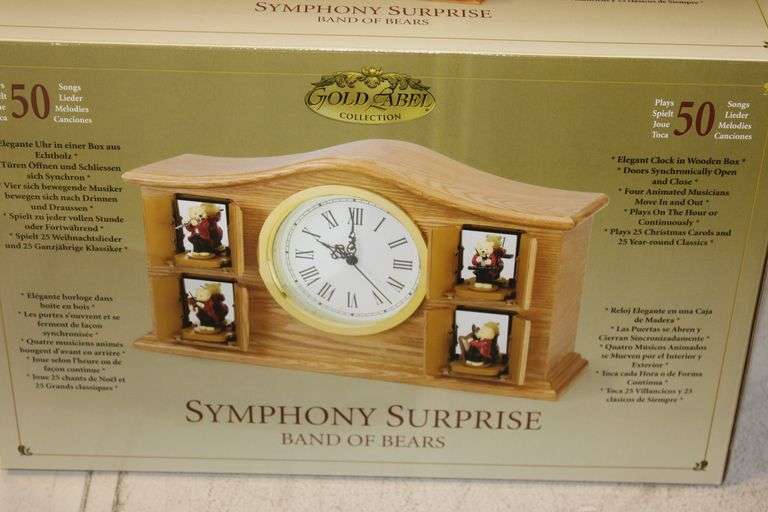 Symphony Surprise Band of Bears Clock