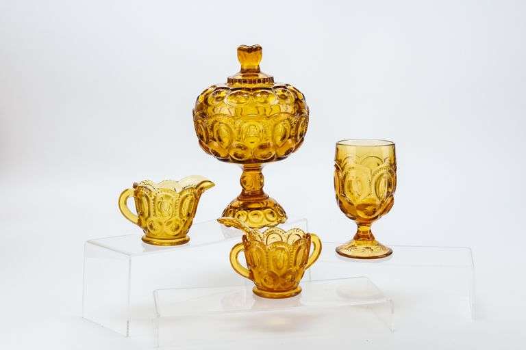 L.E. Smith Moon and Stars Set Auction Ohio