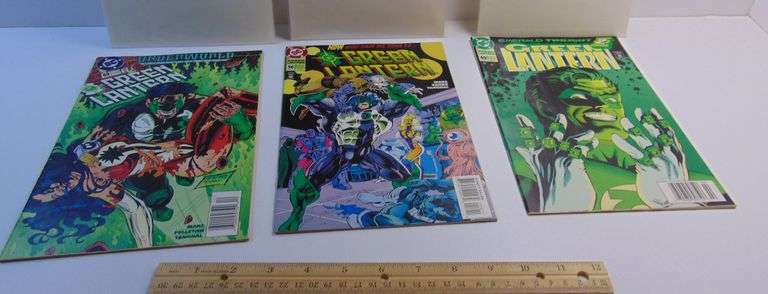 Lot of (3) DC "Green Lantern" Comic Books