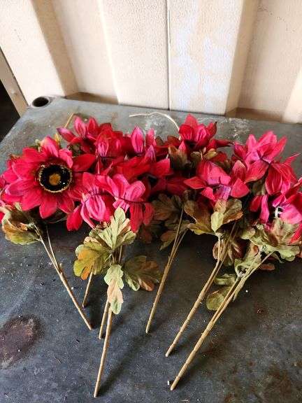 8 Ct Artificial Flowers