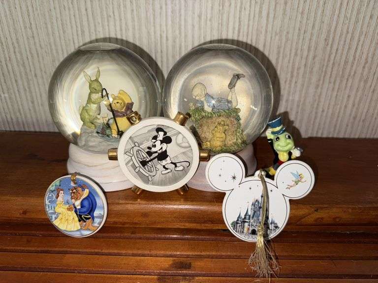 Winnie the Pooh Snowglobes & Ornaments Lot