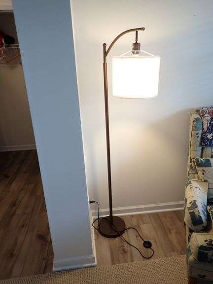 Floor Lamp, Classic Standing Industrial Arc Light with Hanging Lamp Shade