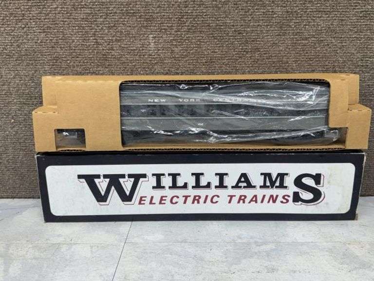 Williams Electric Trains N.Y.C. Pullman Model Train in Original Box