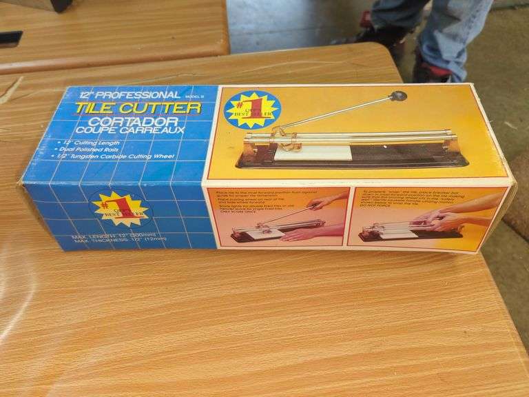 Tile cutter