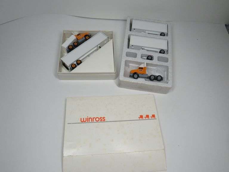 Winross Trucks - Auction Ohio