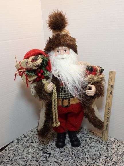 18" Plush Velvet Santa