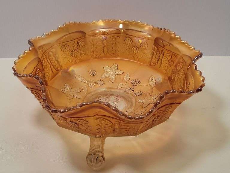 Fenton Butterfly & Berry Berry Bowl